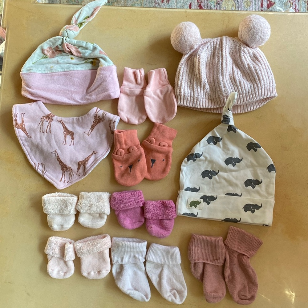 Baby Girl 11 Piece Acc Bundle Monica + Andy Janie & Jack Hat Mitten Bib Booties